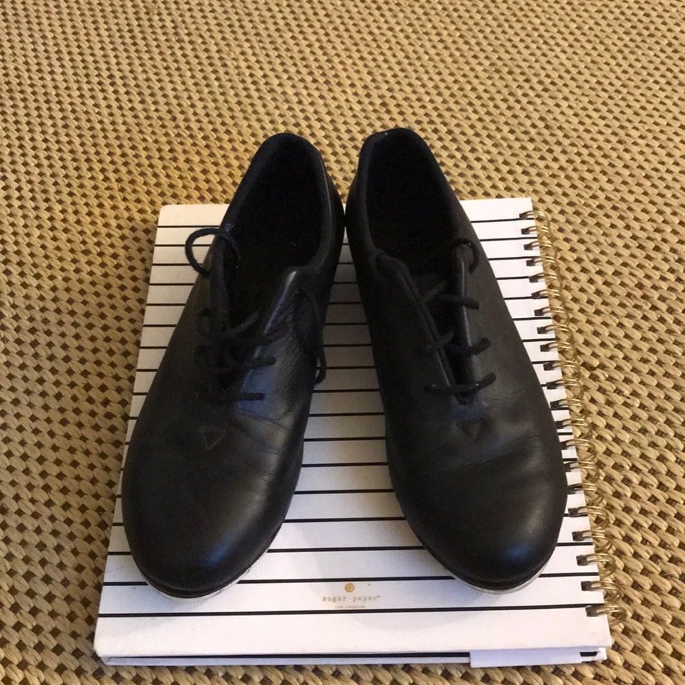 Tap shoes